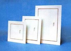 WIELE  Drzwiczki rewizyjne metalowe 30x50 typ M